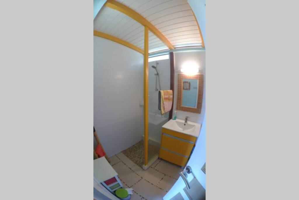 Residence Coco D'Iles, Gite Ti Bambou Terre-de-Bas Екстериор снимка